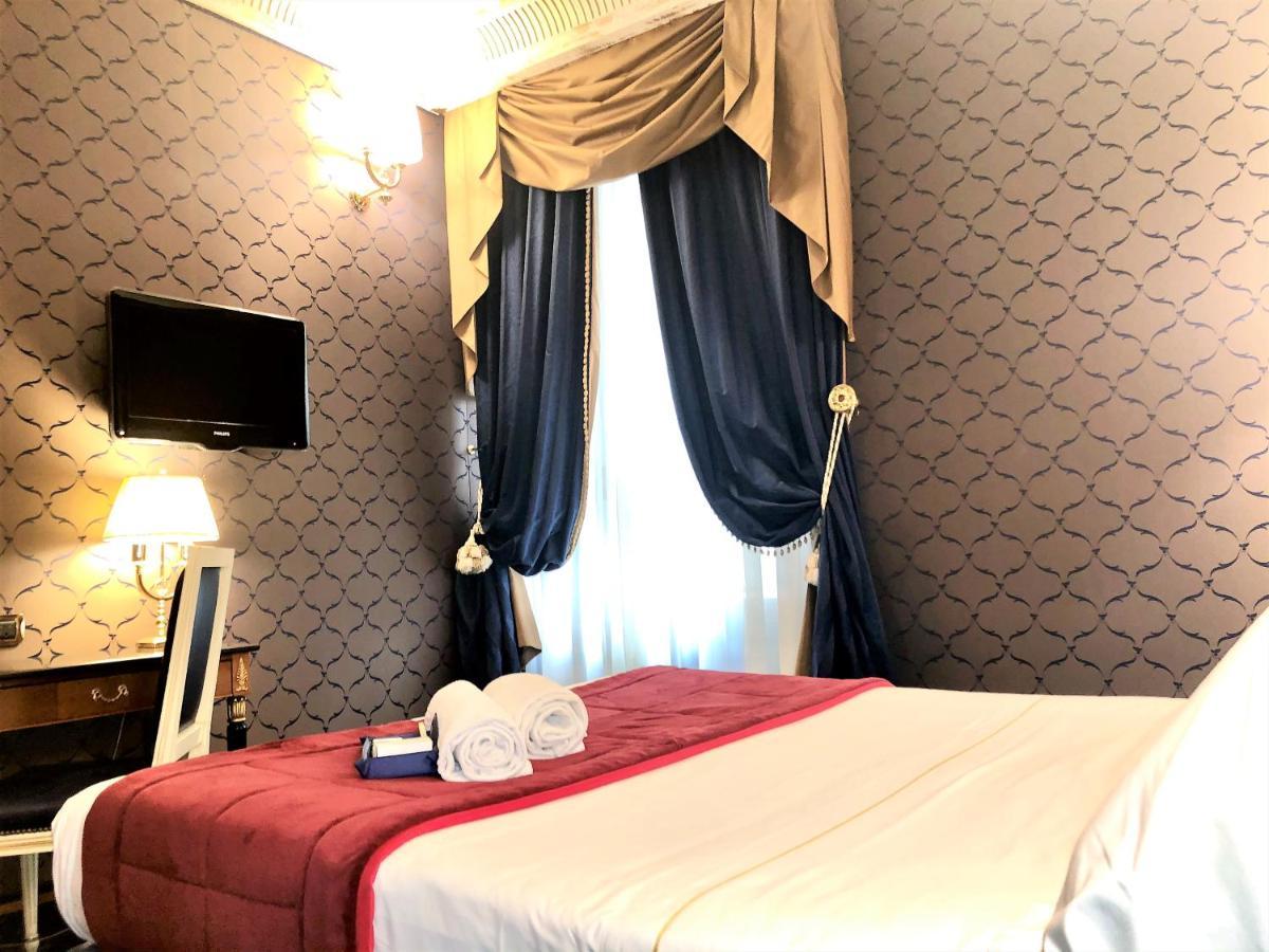 Hotel Manfredi Suite In Řím Exteriér fotografie