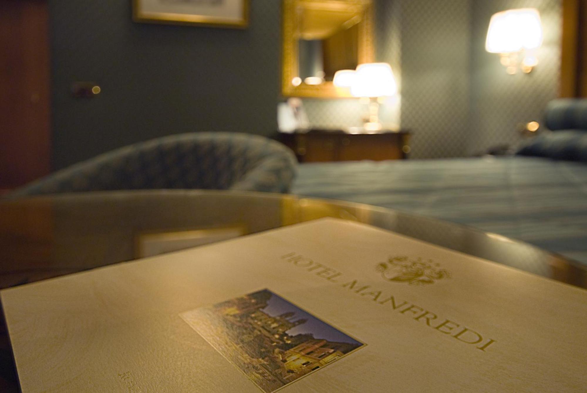 Hotel Manfredi Suite In Řím Exteriér fotografie